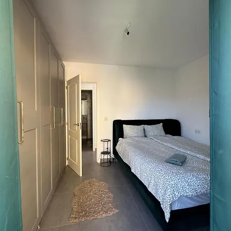 Apartament Nogal *